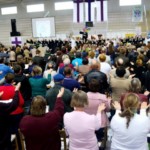 Participaram do Dia Sinodal da Igreja mais de 1300 pessoas representando as 59 comunidades (Foto: Renata Leal)