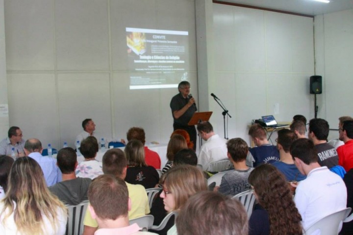 Aula Inaugural - FLT