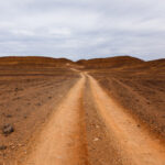 estrada-deserto-sahara_79152-128
