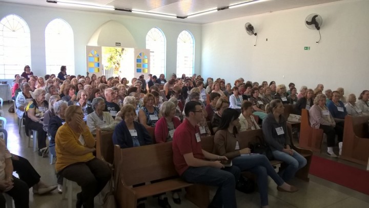 Encontro de mulheres sobre violência à mulher