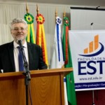 Prof. Dr. Valério Guilherme Schaper