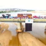 Manifestação sobre a ponte Florentino Avidos