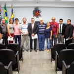 Vereadores e representante de comunidades religiosas que estiverem presentes na sessão