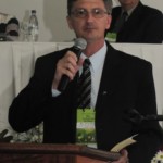 Rev. Elvio Bender