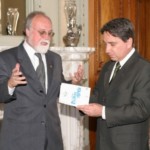 Entrega de convite ao Governador Germano Rigotto