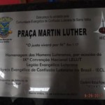Placa alusiva a inauguração da Praça em Barra Velha