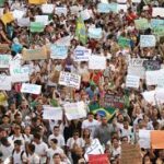Protestos nas ruas