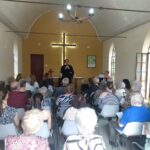 Dois cultos pelo Dia de Finados foram realizados em Porto Alegre: um no Cemitério Jardim da Paz, e outro no Memorial Ecumênico Martim Lutero, ambos conduzidos pelo pastor Renan Schlemper, coordenador da pastoral.