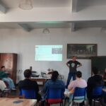 Coordenador Fernando apresentando a organização para o Congrenaje