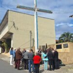Comunidade reunida na cerimonia da placa do primeiro templo luterano