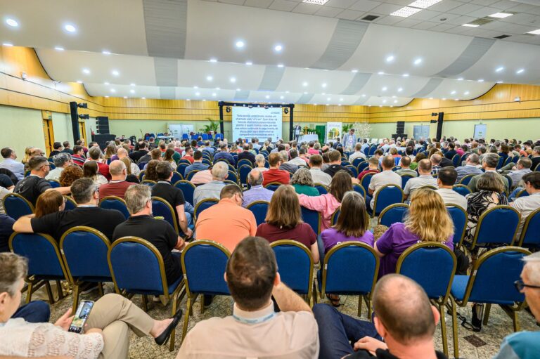 Palestra 4ª Convenção Nacional - Pastor Pedro Puentes