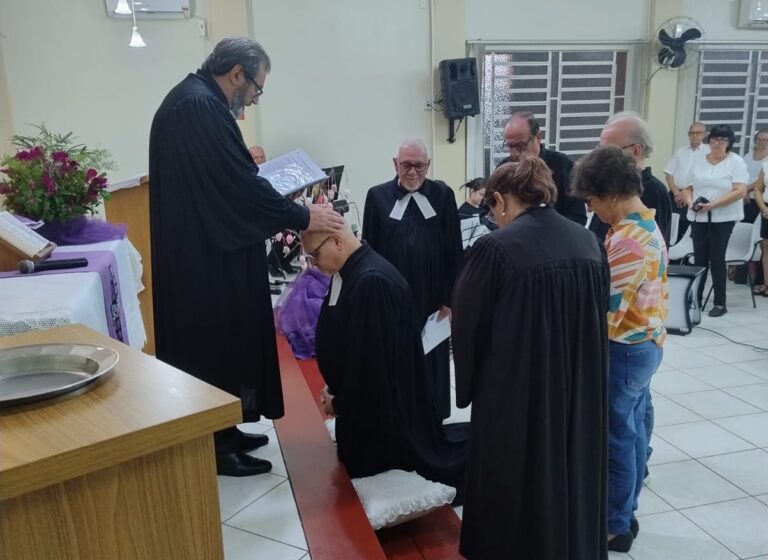 Pastor Marcos Henrique Fries