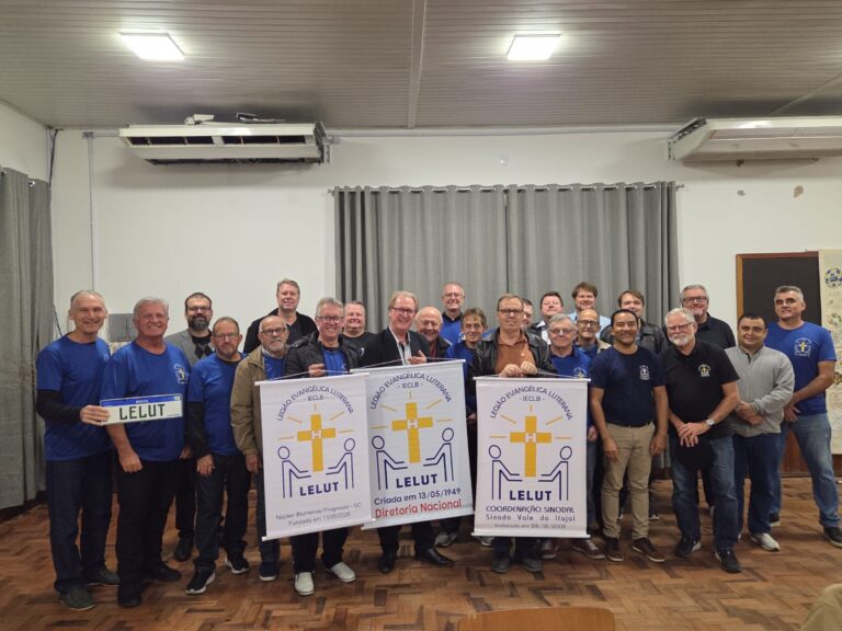 LELUT oficializa novo núcleo em Blumenau
