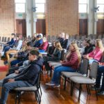 Jovens dos Sínodos Centro-Campanha Sul e Nordeste Gaúcho visitam a Sede Nacional da IECLB (6)