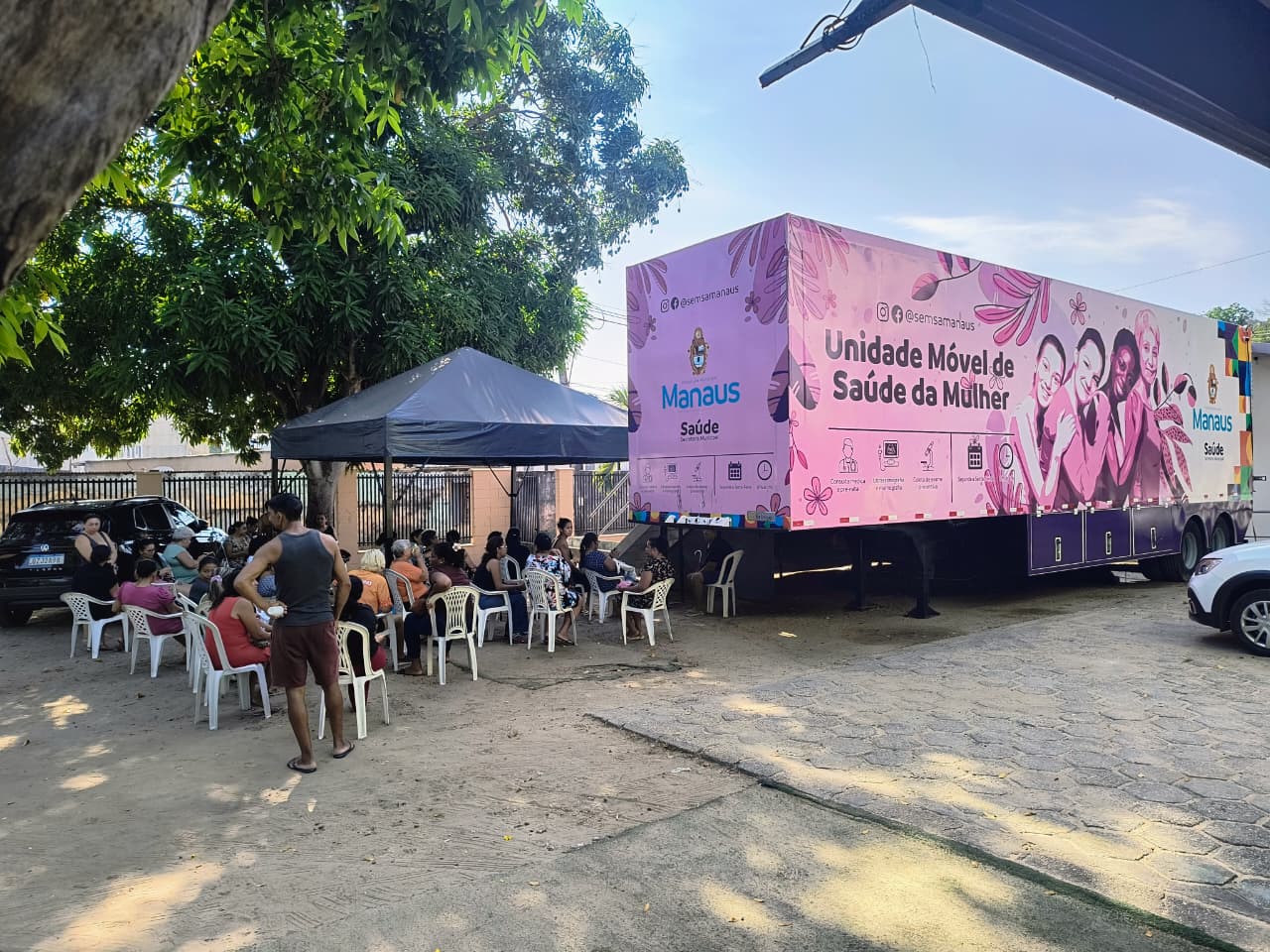 Comunidade de Manaus abre espaço para ações de cuidado com a saúde da mulher