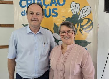 Na foto, P. Mário Maass e Pa. Ester Delene Wilke