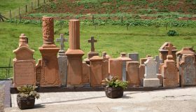 Memorial da esperança - lápides antigo cemitério ecumênico em Estrela