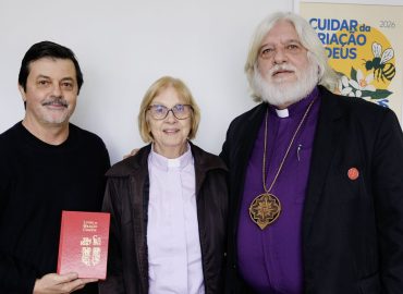 Visita do bispo da Igreja Anglicana