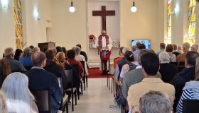 Comunidade reunida,  celebra!